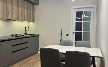  Агентство недвижимости